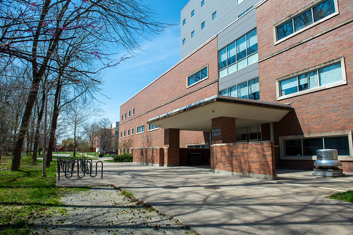 SIU Morris Library exterior
