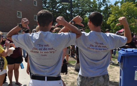 Honors Faculty wearing shirt that says on the back Try not Do or do not there is no try Yoda